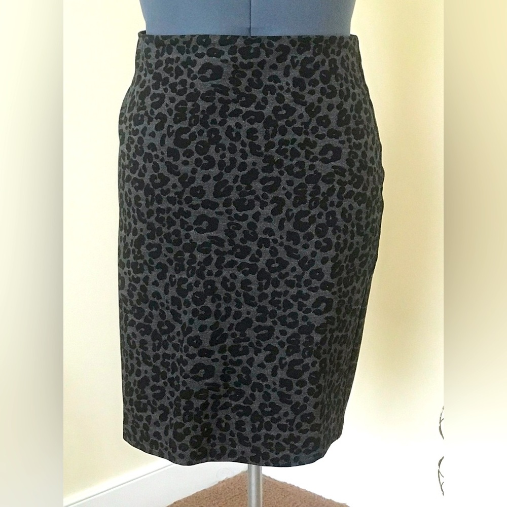 Loft Cheetah Print Skirts Size 18 - Picture 3 of 7